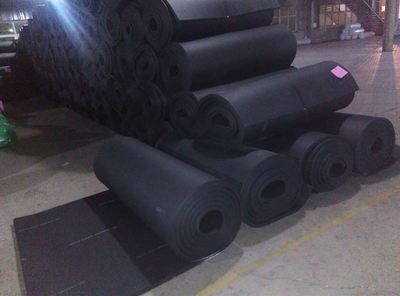 卷板 管-難燃密封防腐-B1級(jí)橡塑保溫材料-河北華能泓裕保溫建材、(廊坊金樂(lè)斯建材科技)